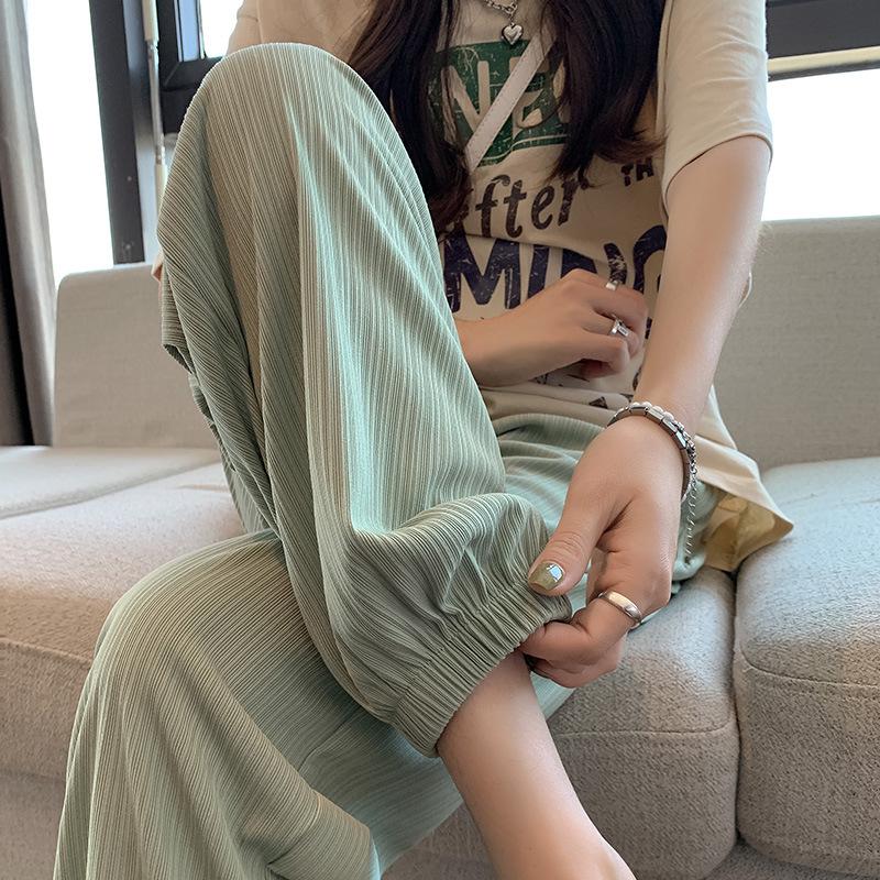 Damskie letnie spodnie haremowe z zielonego jedwabiu lodowego 2024: Wyszczuplające, drapowane, cienkie spodnie dresowe do sportu