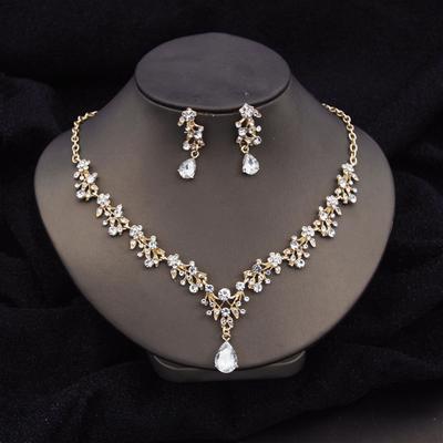 Preciosos Conjuntos de Joyería de Moda de Cristal para Mujer Collares Choker de Lujo Pendientes Prom Vestido de Novia Conjuntos de Collar Nupcial