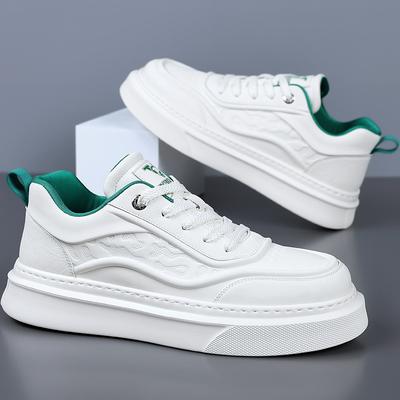 Spring and Autumn New Men's Lightweight Casual Leather Shoes Men's Handmade Online Sports Style Versatile Board Shoes
