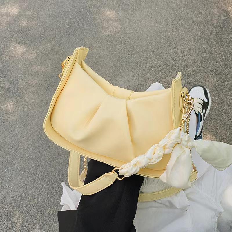 Gefaltete Achseltasche Damenmode Perlenkette Schulter Umhängetasche Damen Kleine quadratische Tasche