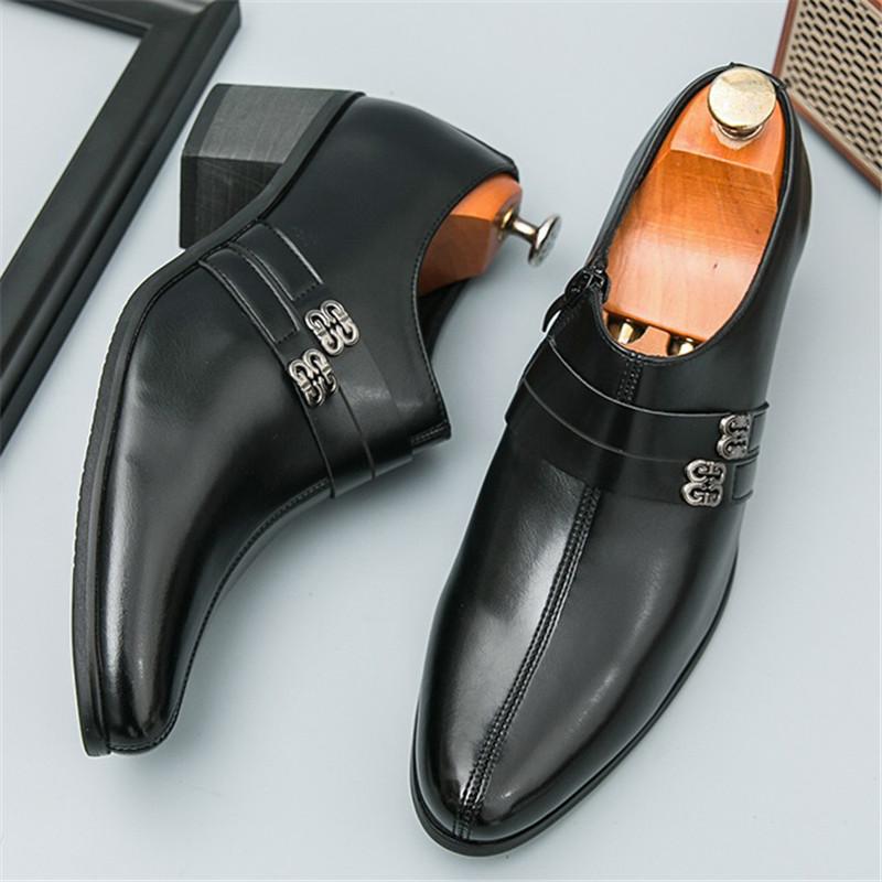 Neue Britische Herren Spitzschwarze Absatzsteigernde Lackleder Schuhe Männliche Hochzeitsanzug Formelle Schuhe Zapatillas Hombre