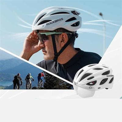 Lightweight  Bike Helmet, One-Piece Molded Windproof  Helmet, Breathable Adjustable Fit for Road Mountain &  Cycling Safety