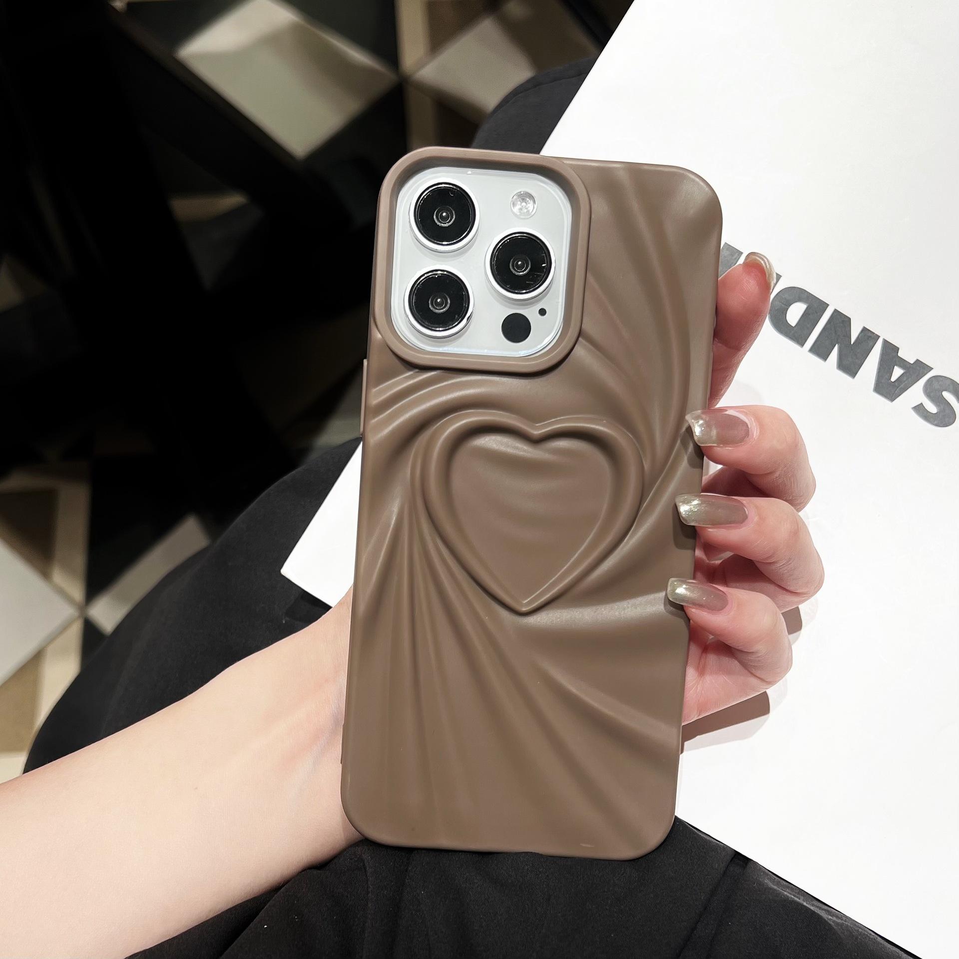 

Трехмерная 3D Любовь Однотонная для IPhone16 Защитный Чехол Персональный для Apple 15Pro Силиконовый Чехол для Мобильного Телефона с Ощущением Кожи For Apple 16Pro