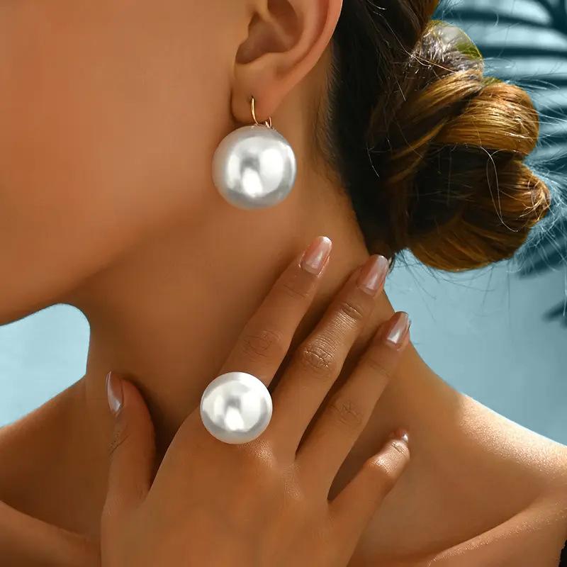 Round Earrings Earrings Ring Set French Classic Simple Premium Earrings Personalized Trend Versatile