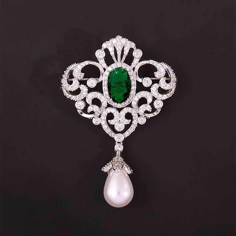 

Emerald Retro Court Style Dangle Bead Brooch - Luxury Women s High-End Corsage Pin Accessory