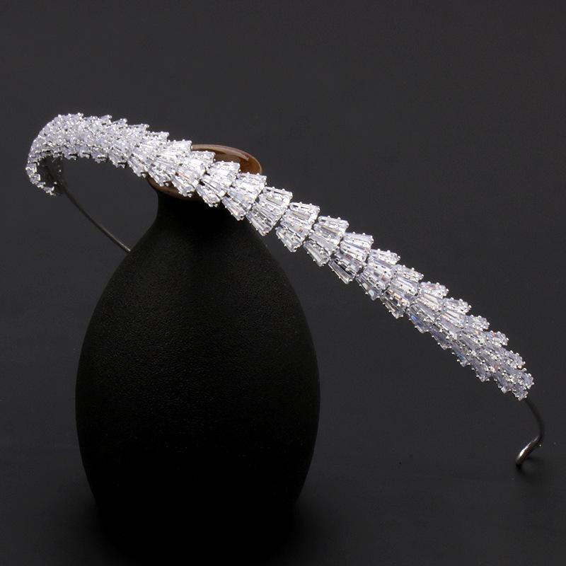 Elegant Cubic Zirconia Headband: Perfect for Weddings, Events & Photoshoots
