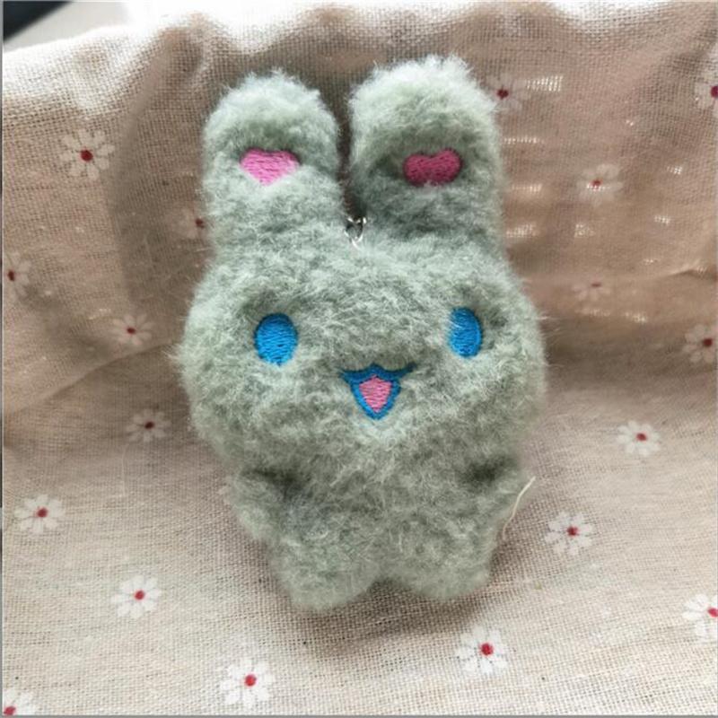 Dreifarbige süße Häschen-Plüschtierpuppe Neujahr des Kaninchen-Maskottchen-Schlüsselanhängers für Weihnachtsgeschenke 10CM