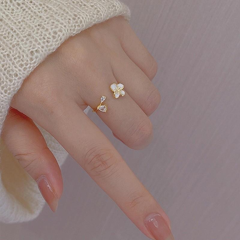 Exquisite Flower Design 925 Sterling Silver Ring For Women With Adjustable Open Style