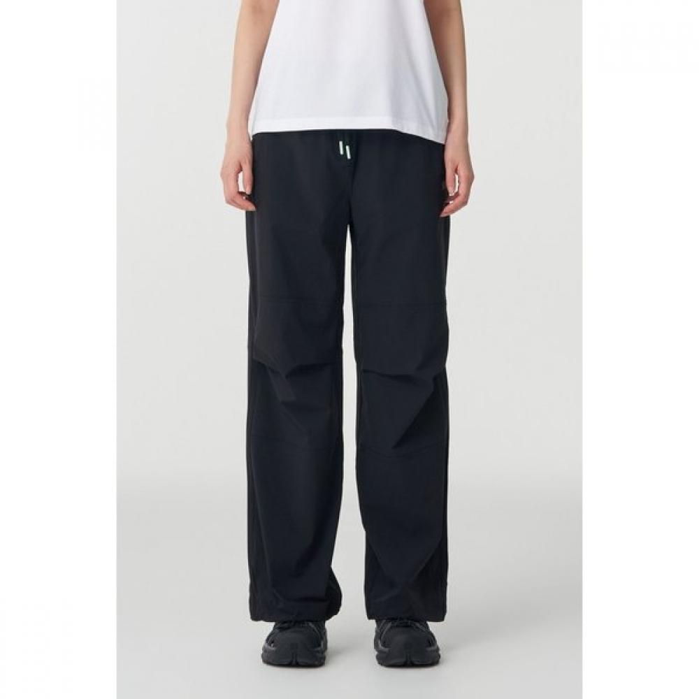 KOLON SPORT Women S looSe Fit Parachute pantS Tvpnm25692blk