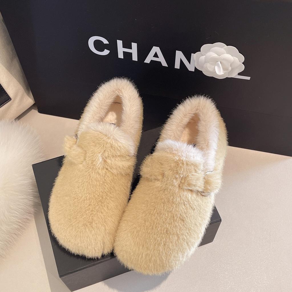 Huge Good-looking New Velvet Inner Height Increase Cm Mao Mao Shoes Women's Winter Temperament Versatile One Pedal To Keep Warm