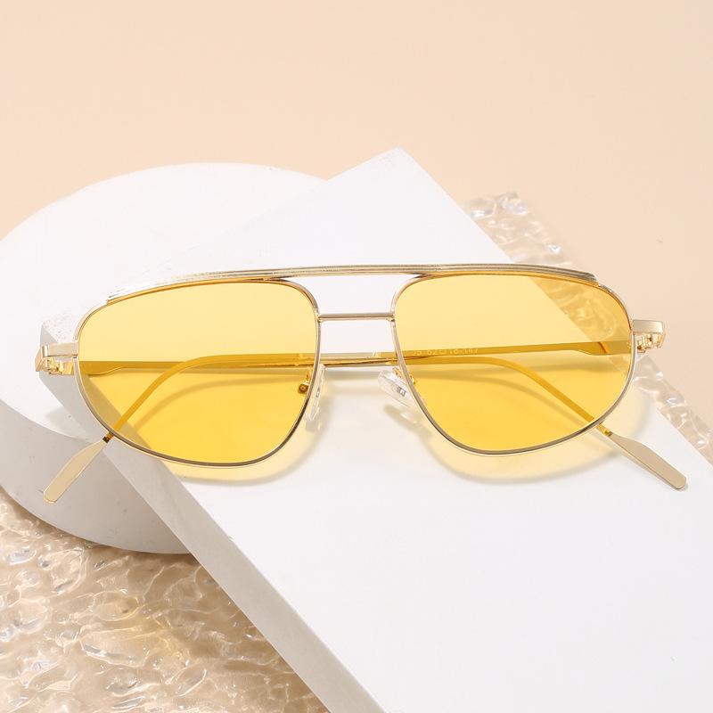 Vintage Style Woman Sunglasses Pilot Shape Anti-reflective Men Sunglass Holiday Travelling Sun Glasses Man
