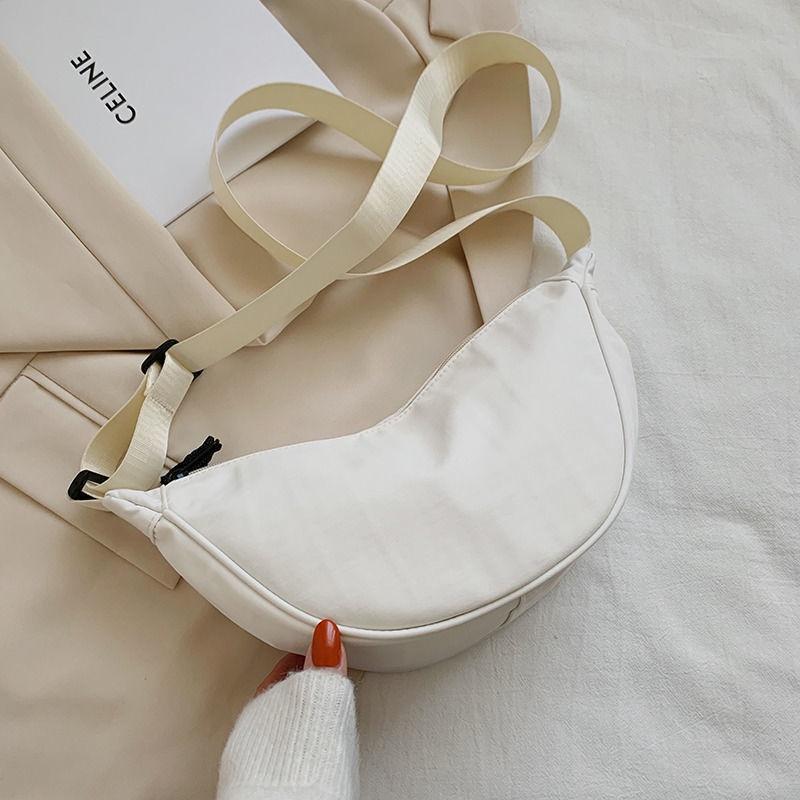 Women's Nylon Crossbody Bag 2023 New Trend Dumpling Bag Lightweight Small Shoulder Bag