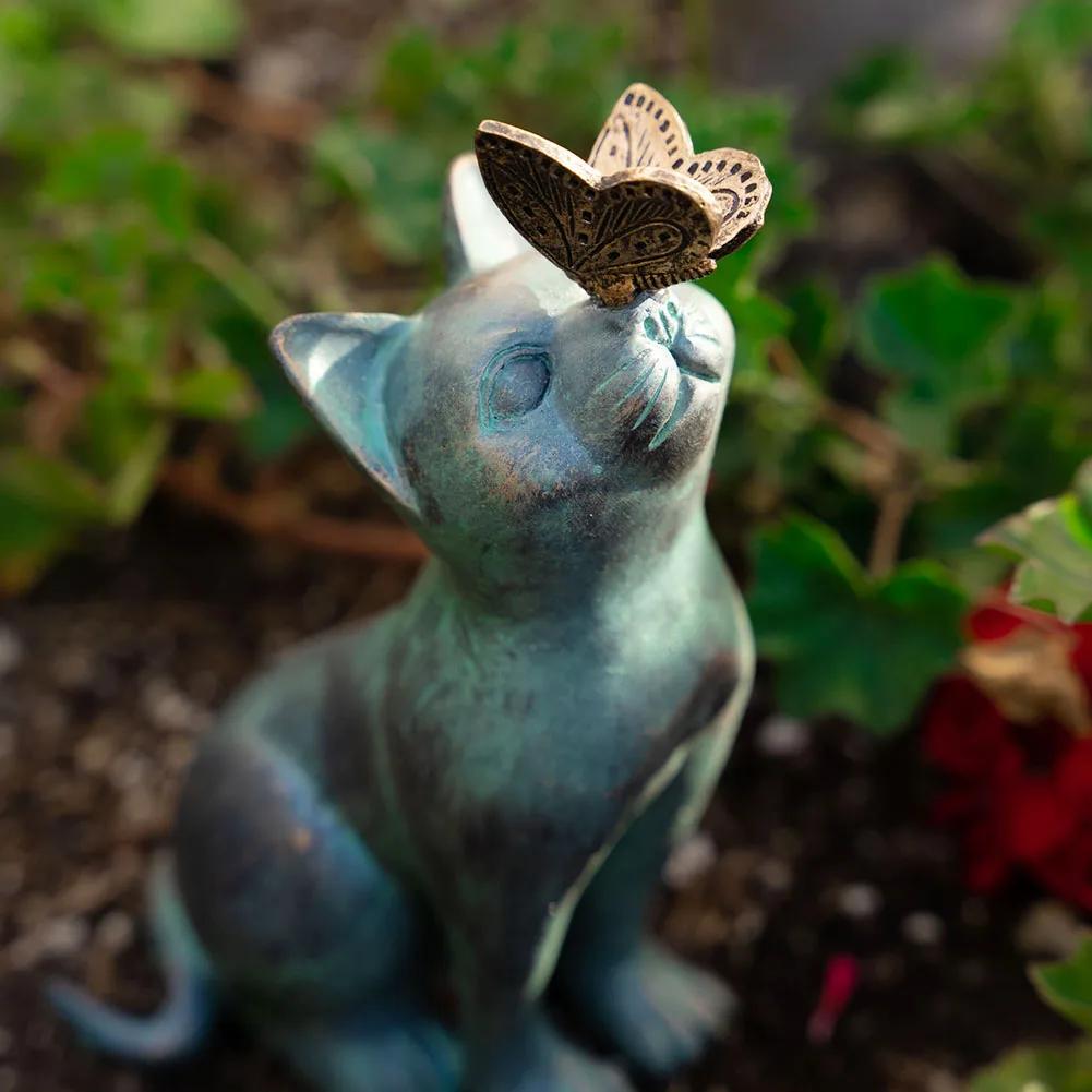 Butterfly Stuck on Cat Nose Sculpture Decorative Figurine Pet Memorial Gifts Vintage Style for Patio Lawn Home Office Ornaments