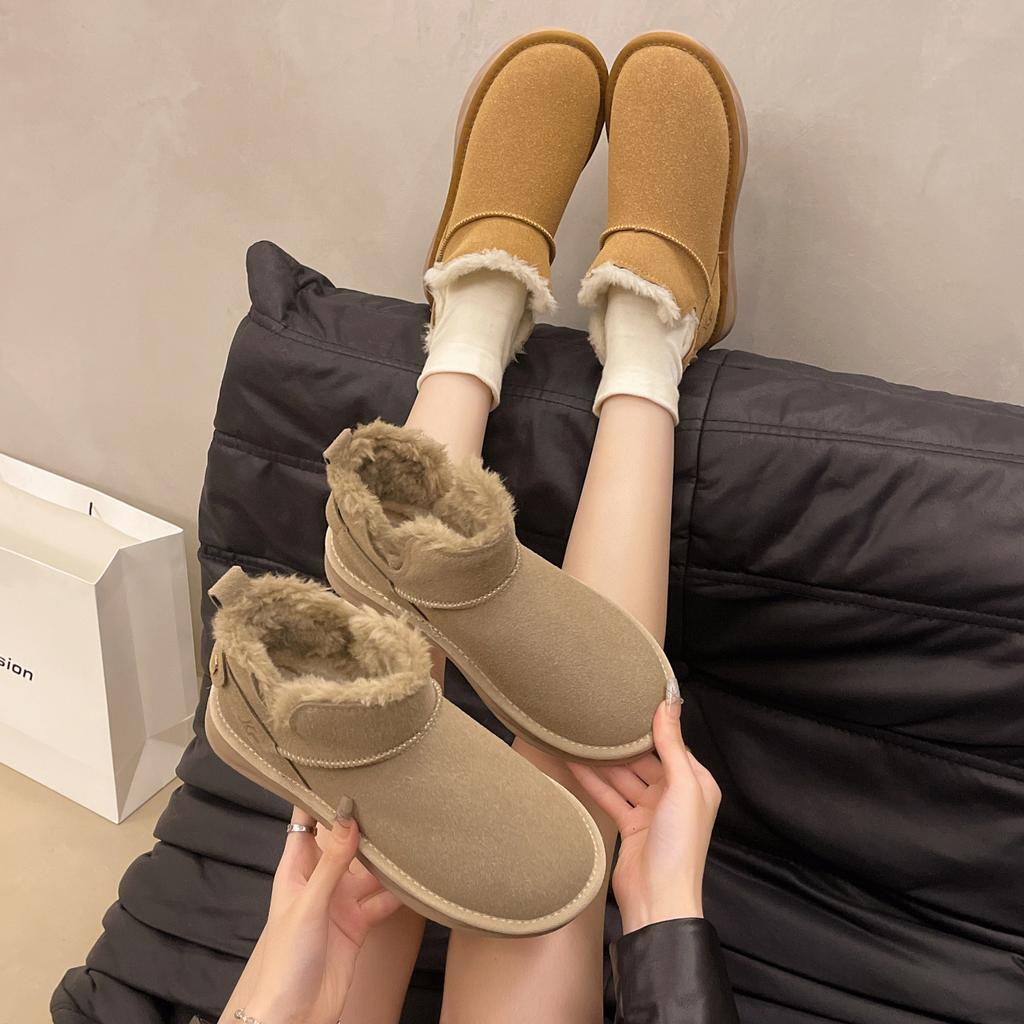 Niche fashion thick-soled warm short-top snow boots women's 2025 winter new velvet one-pedal maroon snow boots