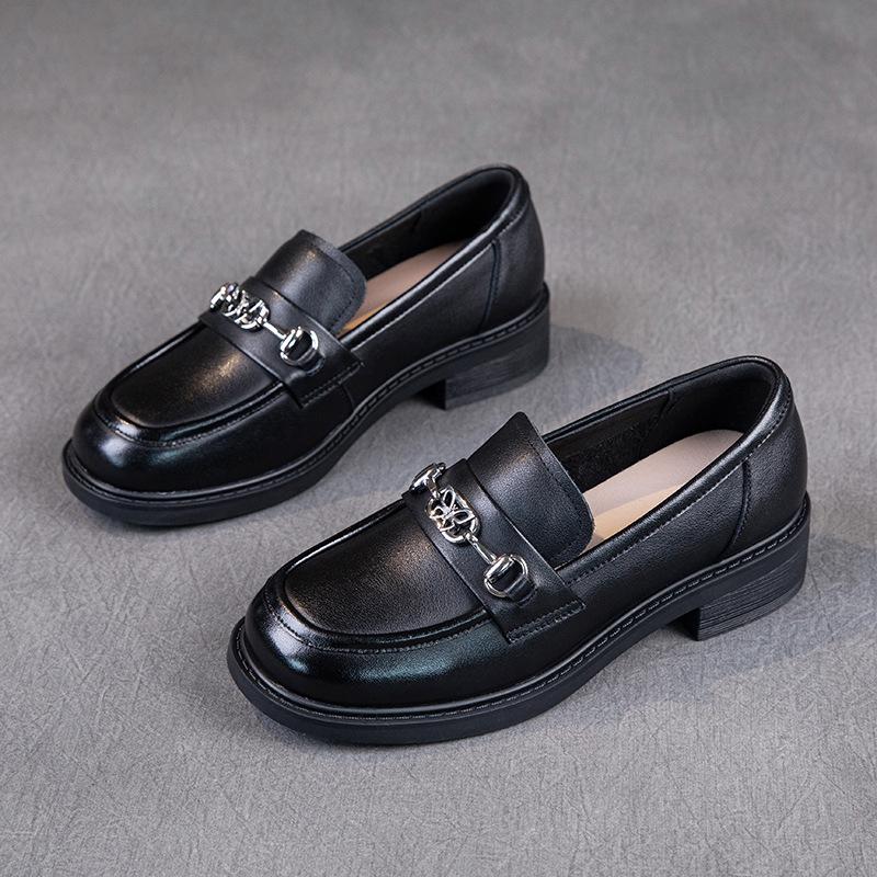 The First Layer of Cowhide Loafers for Women's Spring 2025 New Flat-soled Soft-soled Soft-faced One-pedal Women's Small Leather Shoes for Women