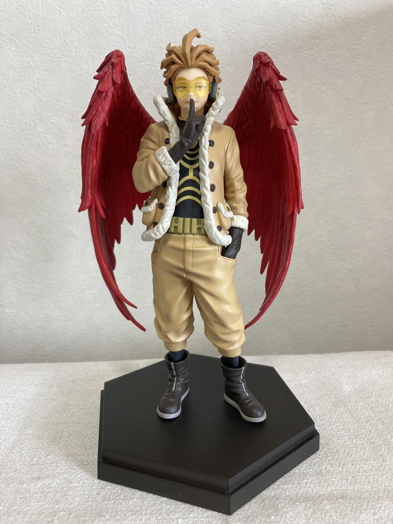 

[USED] My Hero Academia Hawks Figure