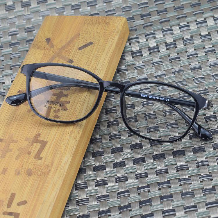 

Новые ультралегкие круглые очки TR90 для мужчин и женщин с миопией