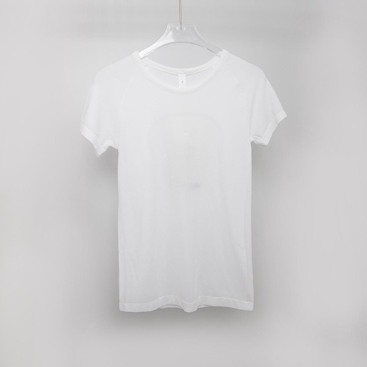 

Summer Seamless Knit Soft Fitness T-shirt: Comfortable, Sweat-wicking Short Sleeve for Outdoor Sports & Yoga. XL=8