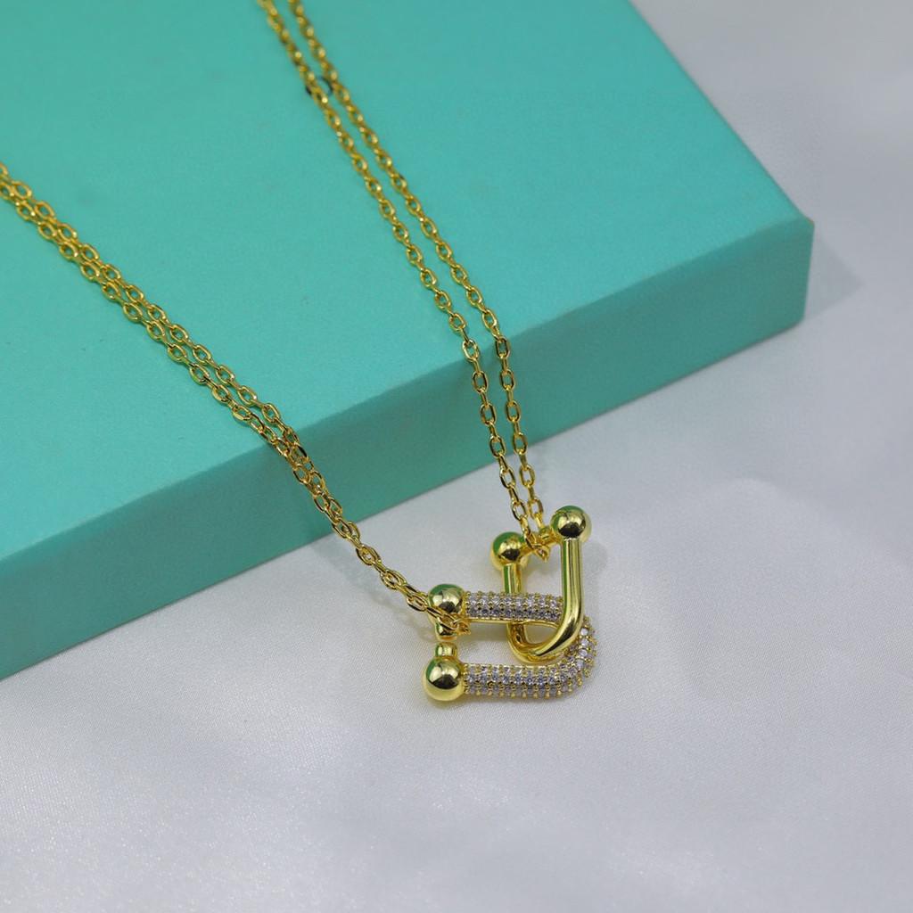 Double Ring Necklace Electroplated with 18k Precision High Version, Elegant Subversive Spirit Coexists. Strolling Through New York's Ladies' Jewelry