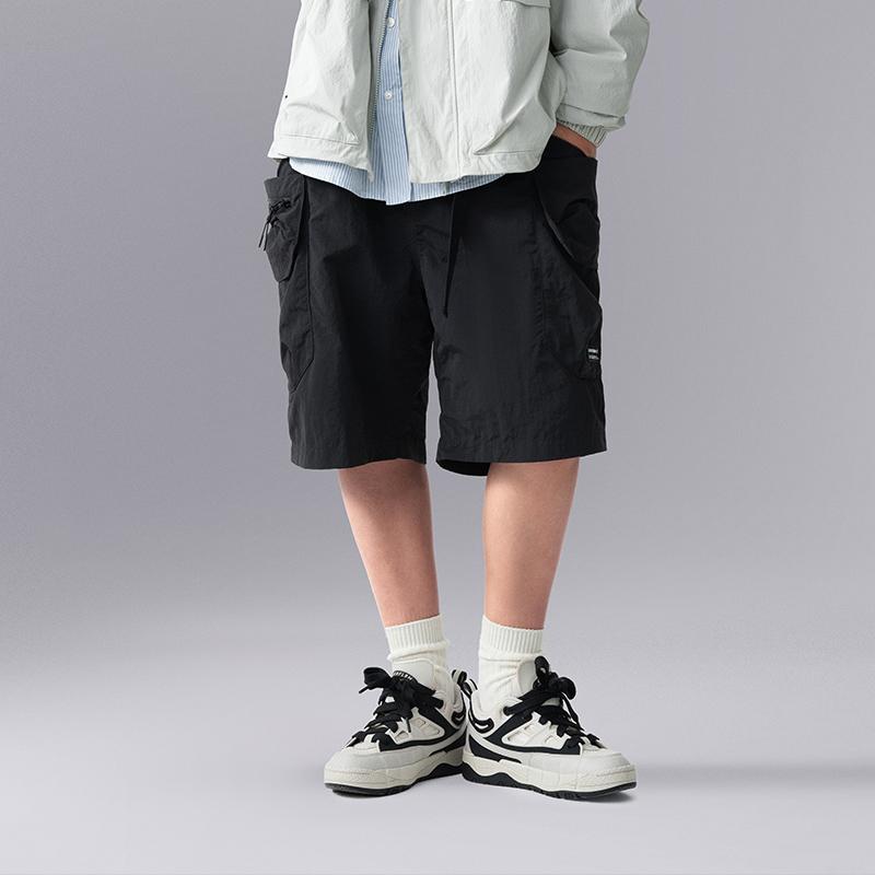 Li Ning CF Su Water-Resistant Loose Fit Casual Lace-Up Sports Shorts Women Shorts Black AKSU639-2