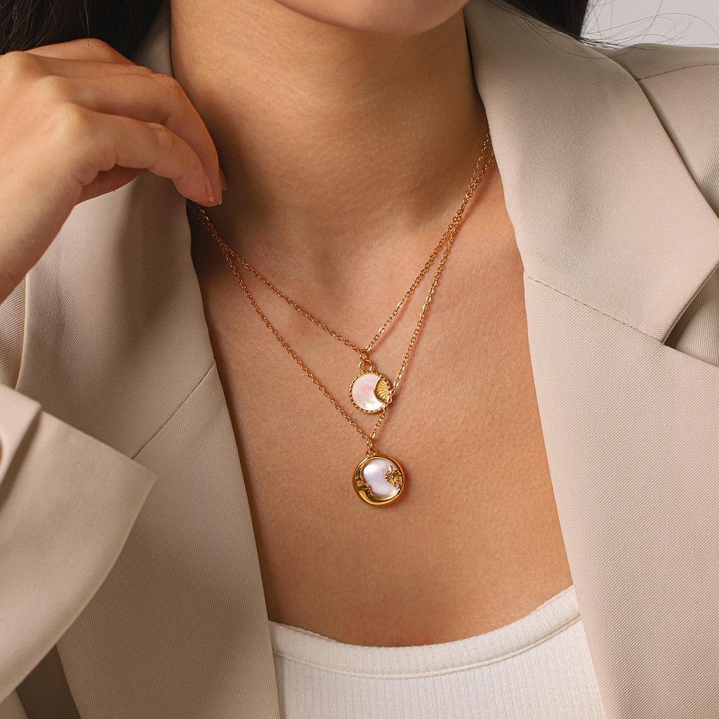 White Mother-of-Pearl Sun and Moon Necklace, Niche Light Luxury High-end, Non-fading, Versatile Clavicle Chain Jewelry
