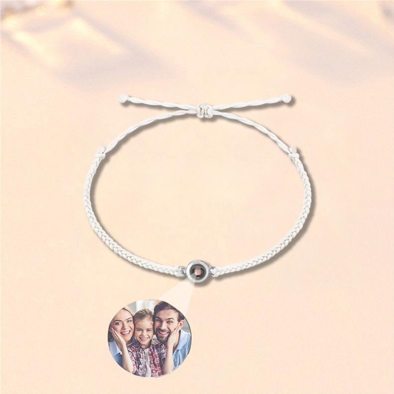 Custom Photo 'I Love You' Bracelet with 100 Languages Projection – Perfect for Valentine's Day