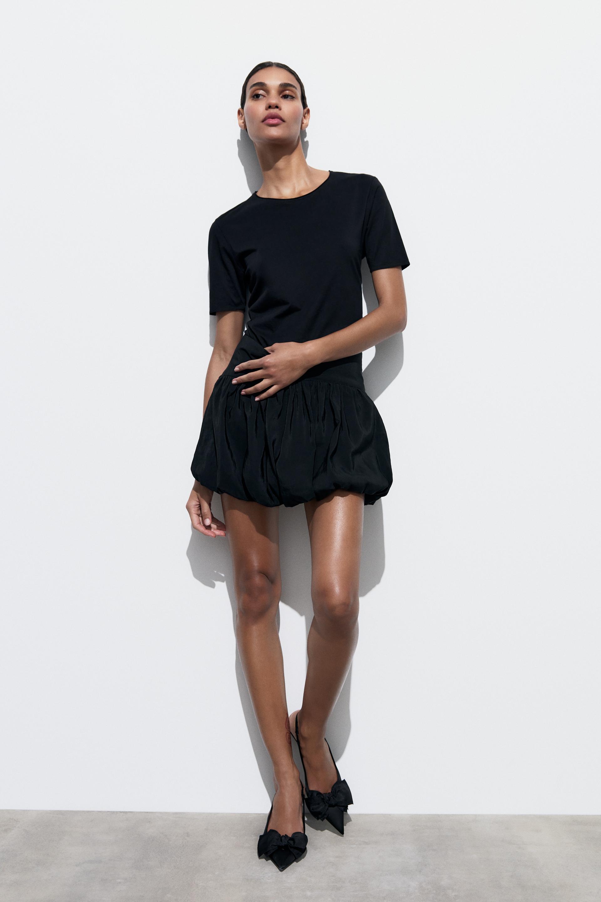 

ШОРТЫ-БЕРМУДЫ