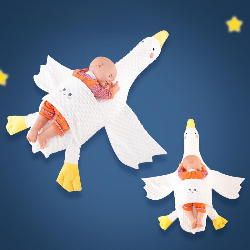 Newborn Baby Sleeping on The Verge of Exhaust Pillows Airplane Pillows Big White Goose Intestinal Colic Bloating Baby Soothes Sleep