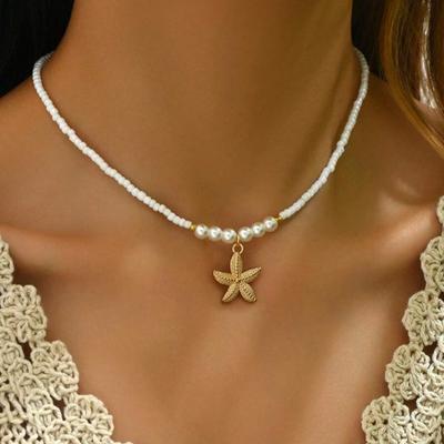 Böhmische Reisperlen Seestern Anhänger Halskette für Frauen Handgefertigt Imitationsperle Bunte Perlen Choker Sommer Strand Schmuck