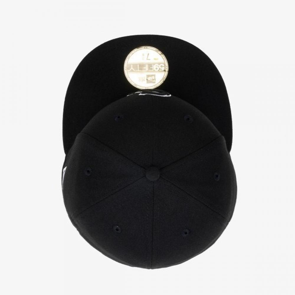 New Era Chicago White Sox Basic Outline Fitted Cap Black 11941974