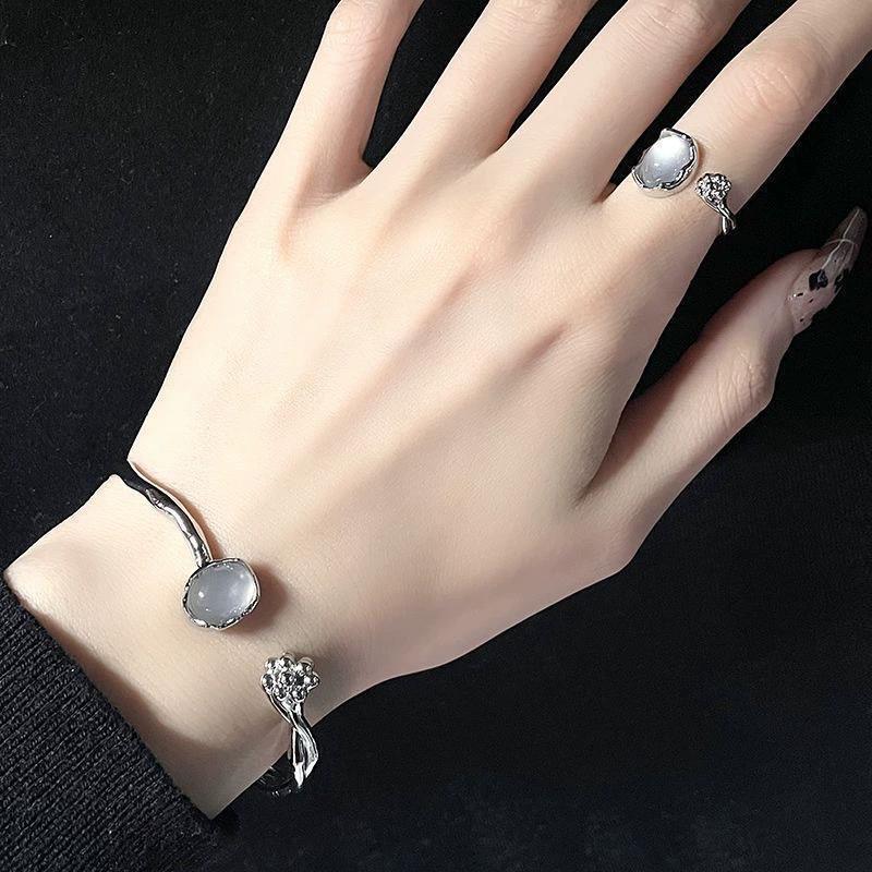 Bud Moonstone Open Bangle: Cold-Style, High-End French Gemstone Bracelet for Women