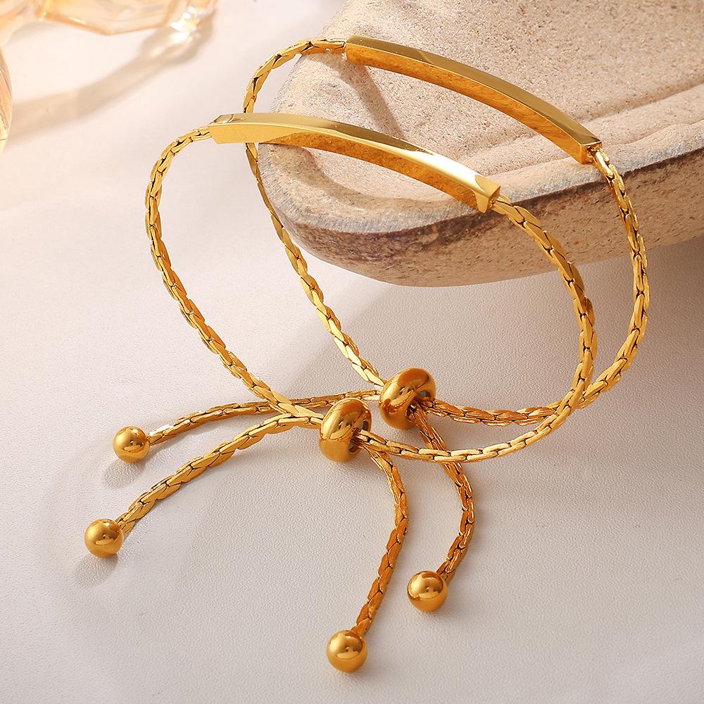 Korean version of simple style versatile splicing bracelet stainless steel plated 18K gold elegant and exquisite design bracelet women
