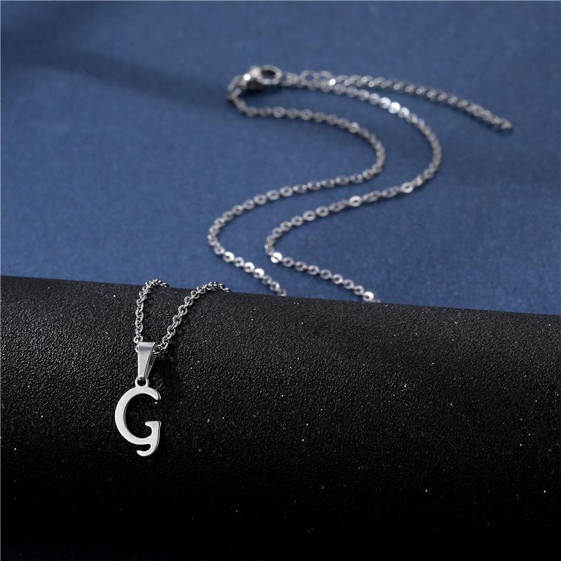 Fashion Initial Letter Pendant Necklace for Women Simple Stainless Steel Letter Glossy Clavicle Chain Choker Necklaces Jewelry