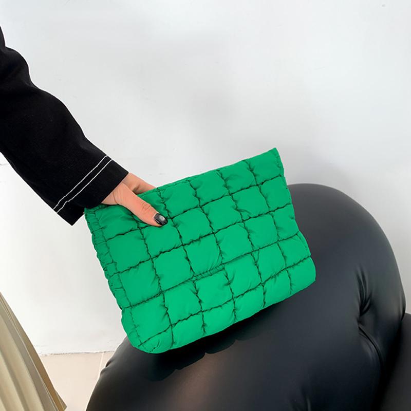 Fashionable Pleated Travel Makeup Bag Korean Style Casual Clutch For Women