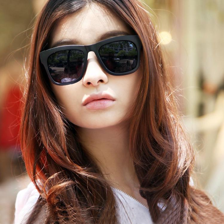 Fashion Trend Anti-UV Large Frame Sunglasses - Unisex Square Style