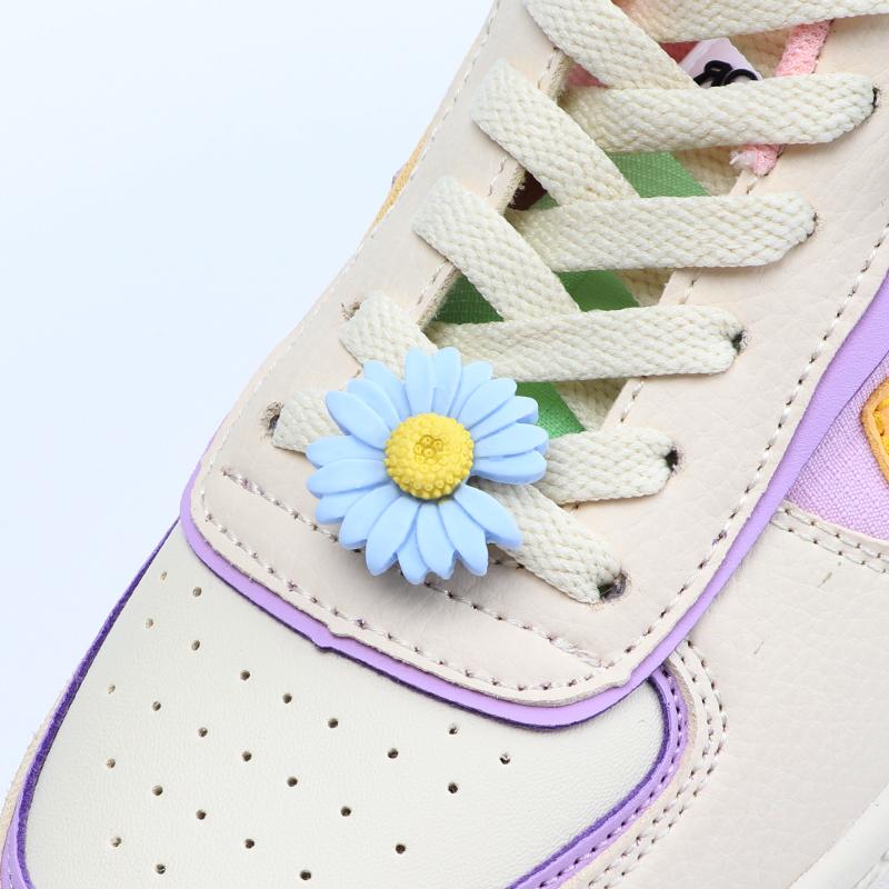 1 Pcs Chrysanthemum Sunflowers Shoes Charms Clip Little Daisy Flower Shoelaces Decoration Garden Shoe Accessories Buckle Women