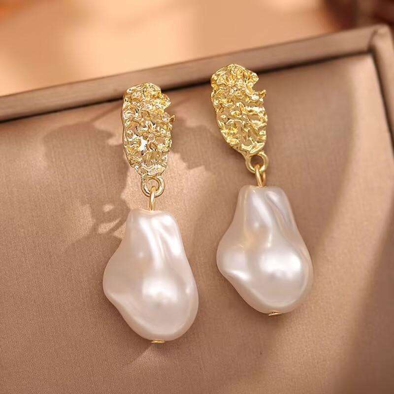 French Retro Baroque Irregular Imitation Pearl Geometry Water Drop Earring for Women European American Zircon Trend Gift