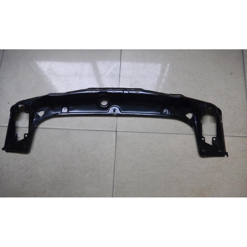 

Передняя верхняя опора радиатора для BMW F30 3 серии и F20 1 серии - Деталь 51647245786 Consult for details