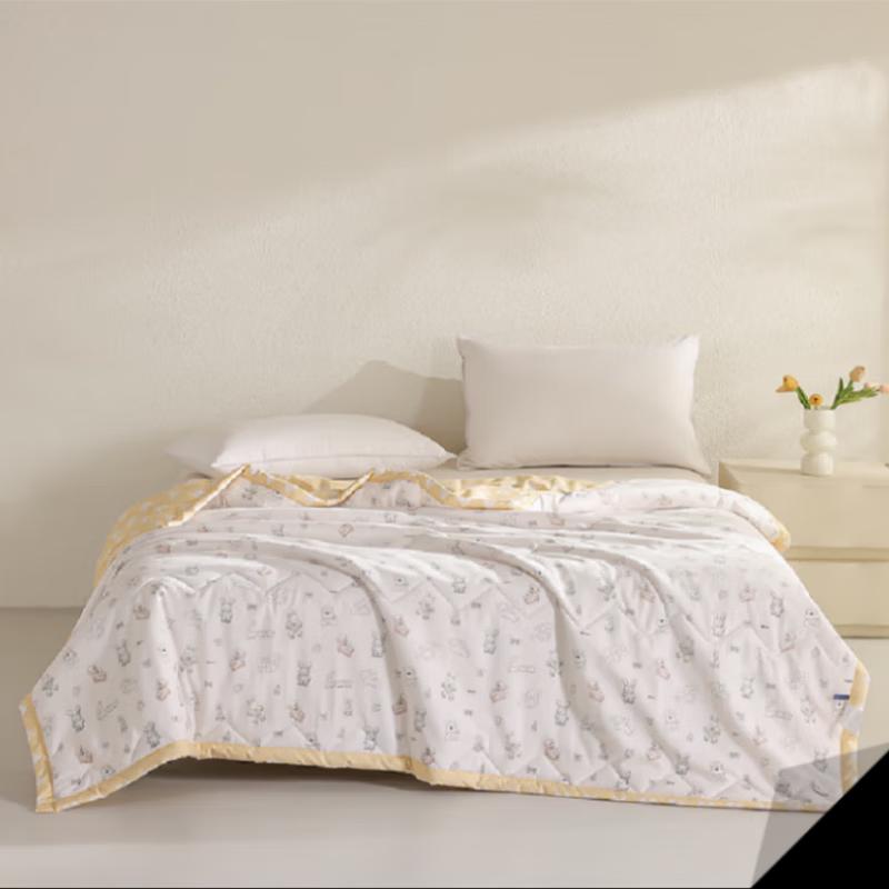 

Grace Printed Summer Quilt