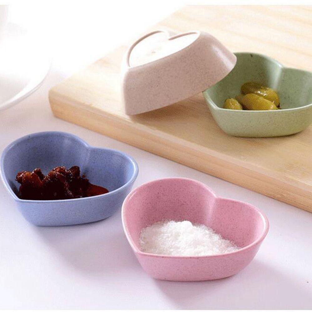 

Kitchen Tool Wheat Straw Love Heart Shaped Small Plate Food Snack Dish Seasoning Dish Sauce Plate 4pcs/Set