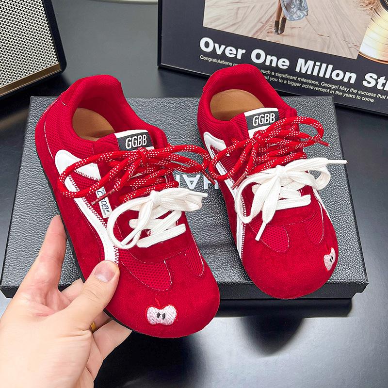 

Thin German training shoes women s 2025 summer new thick-soled inner height increase breathable mesh Forrest Gump shoes popular sports board shoes 35 красный