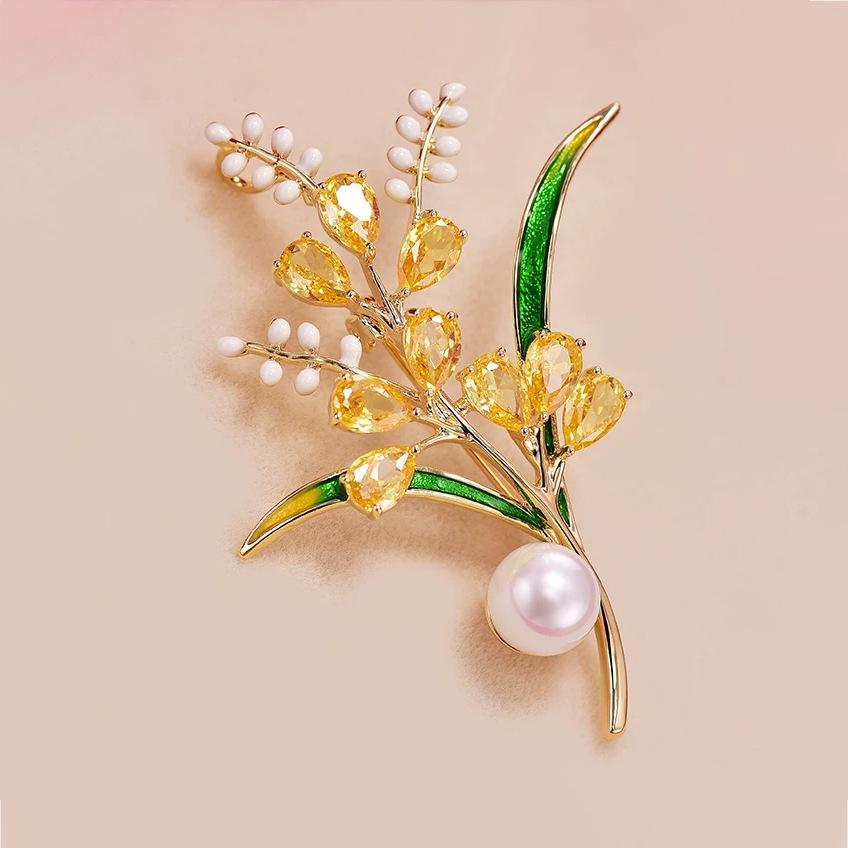 Harvest Wheat Ear Pin - Elegant and Graceful Crystal Brooch with Small Design Touch - Uncommon Pin for Special Occasions
