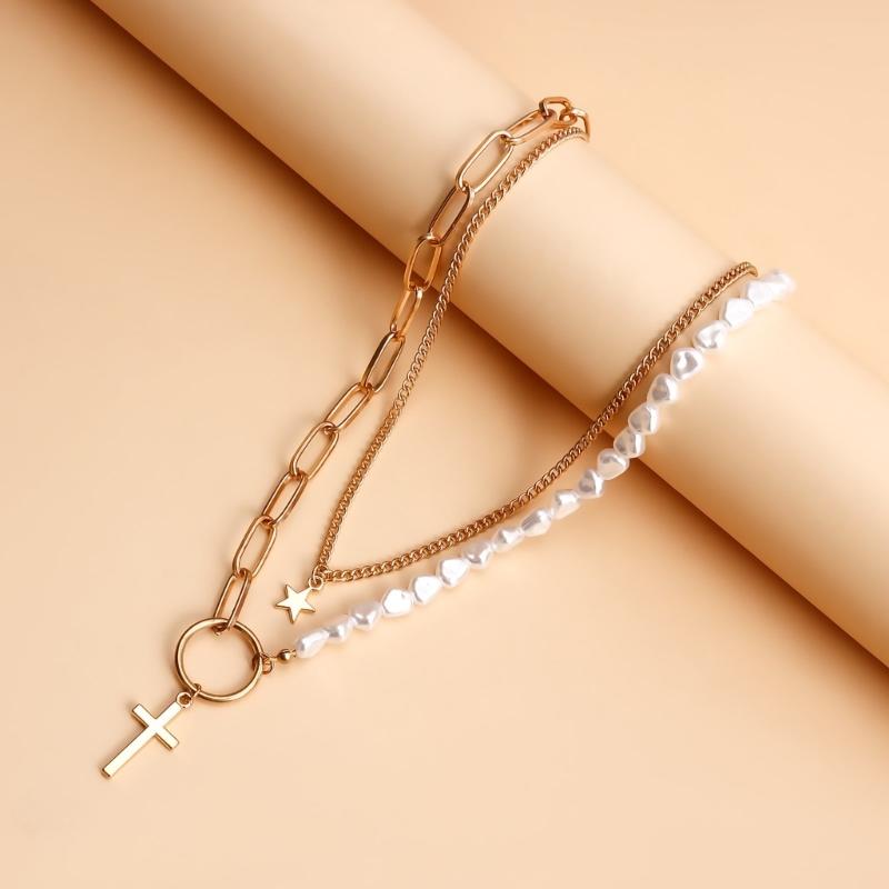 Vintage Pearl Choker Necklace for Women Gothic Layered Splicing Clavicle Chain
