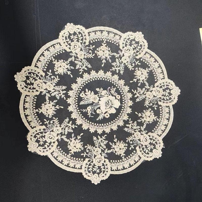 

33/40/60cm Europe Retro Style Table Mat Beautiful Pattern Romantic Exquisite Embroidery Lace Coffee Cups Mat Vase Table Lamp Pad 33CM абрикосовый