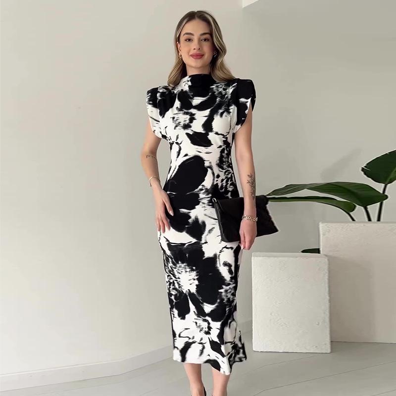 

2024 Summer Women s Color Block Fly Sleeve Bodycon Long Dress M чёрный/белый