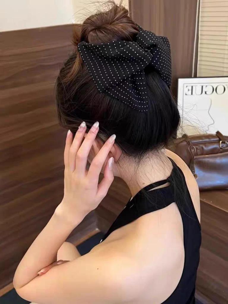 2025 High-Quality Korean Style Updo Hair Clip: Elegant Shark Clip Hair Accessory for Women