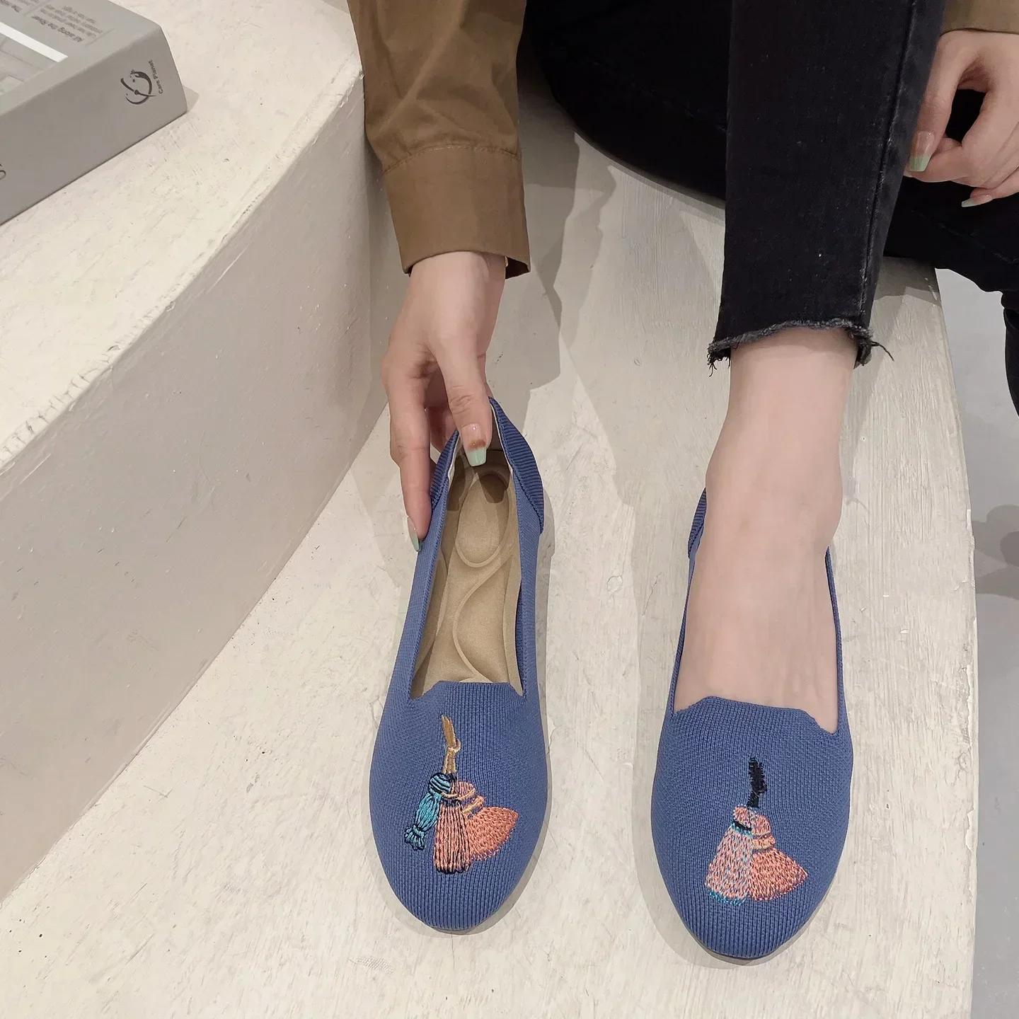 

модные женские плоские трикотажные модные женские туфли с круглым носком без застежек на плоской подошве повседневные балетки женские легкие удобные кроссовки Zapatillas женские мокасины 34 синий