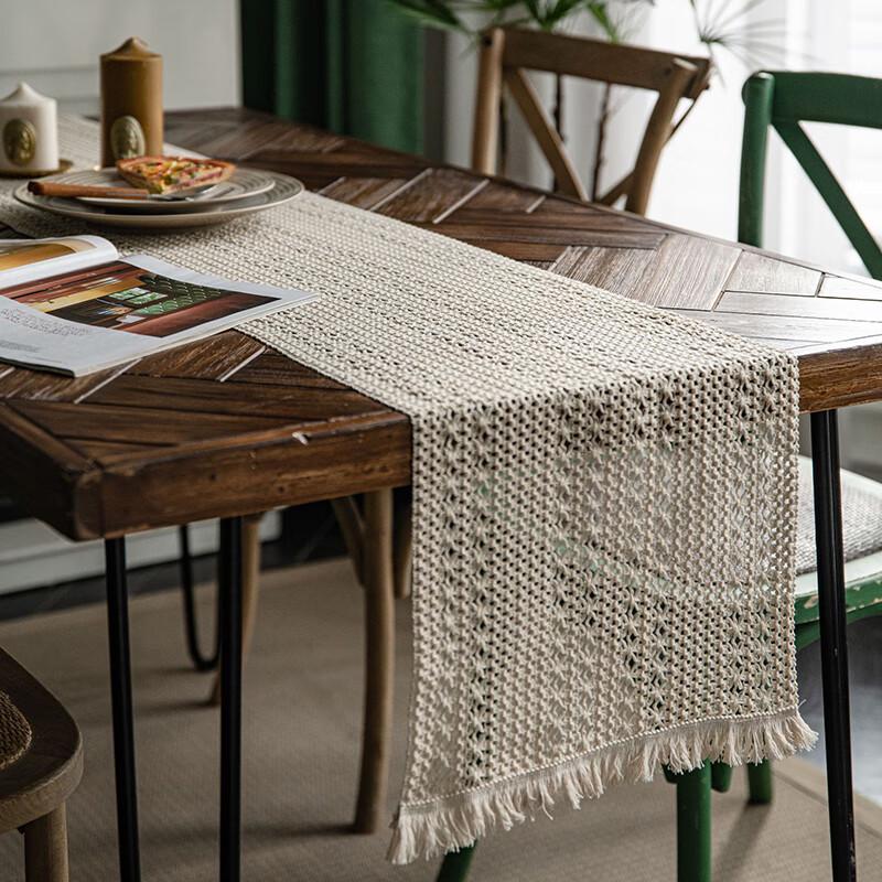 Changbaosen Cotton Linen Blend Tassel Table Runner & Mat