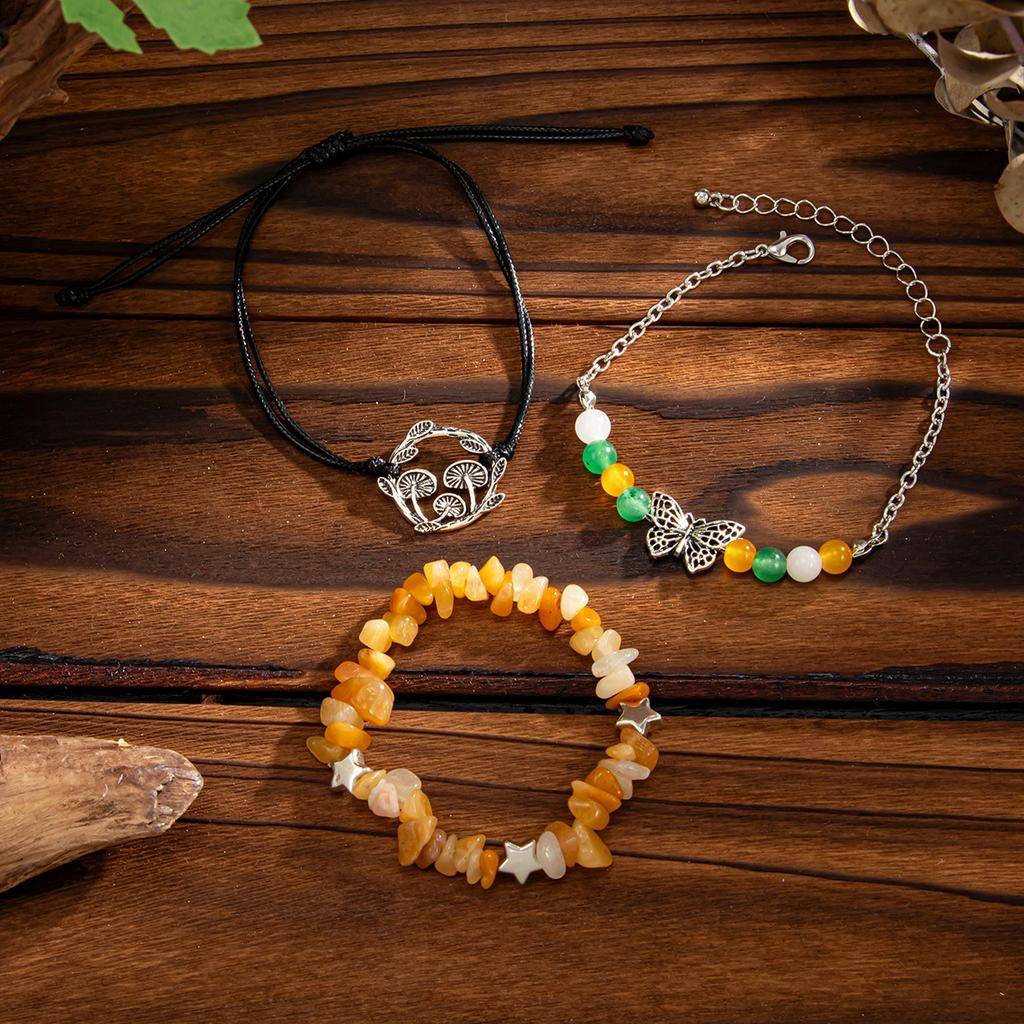 Boho Bransoletka z Kamiennych Koralików Słońce dla Kobiet Biżuteria Wakacyjna Prezent Spiralny Design Motyl Wielowarstwowa Zawieszka Gwiazda Etniczny Styl Bransoletka Tkana Bransoletka