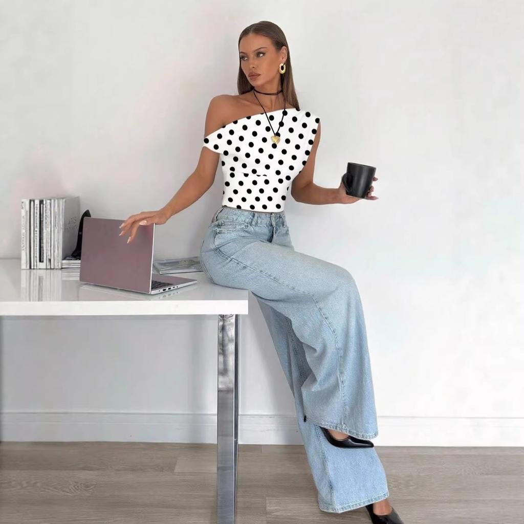 Europe and the United States summer fashion new women's clothing top personalized polka dot slanted shoulder navel short top